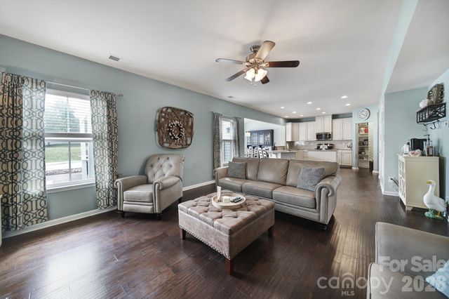 3622 Catherine Creek Place, Davidson, NC 28036