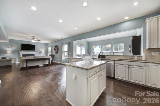 3622 Catherine Creek Place, Davidson, NC 28036