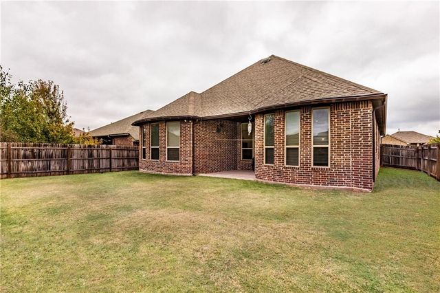 2128 NW 158th Street, Edmond, OK 73013