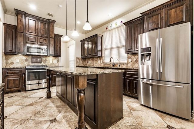 2128 NW 158th Street, Edmond, OK 73013