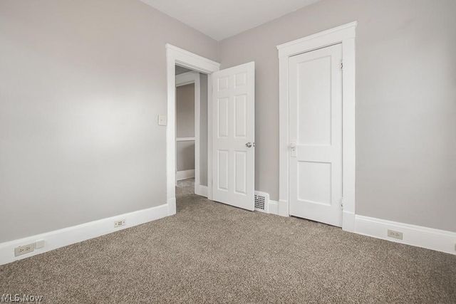 10601 Linnet Avenue, Cleveland, OH 44111