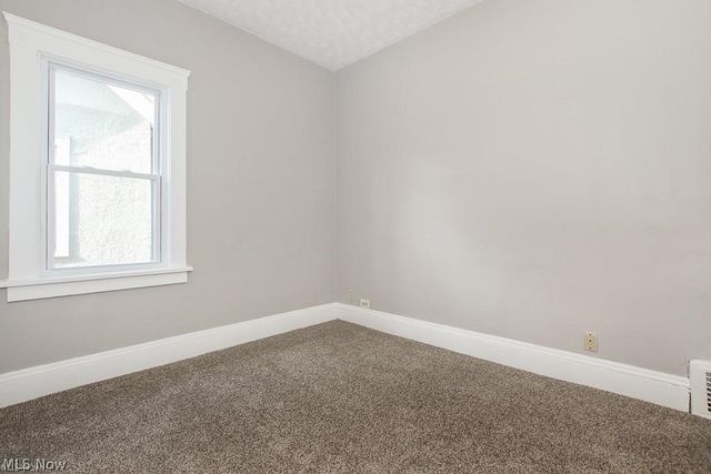 10601 Linnet Avenue, Cleveland, OH 44111