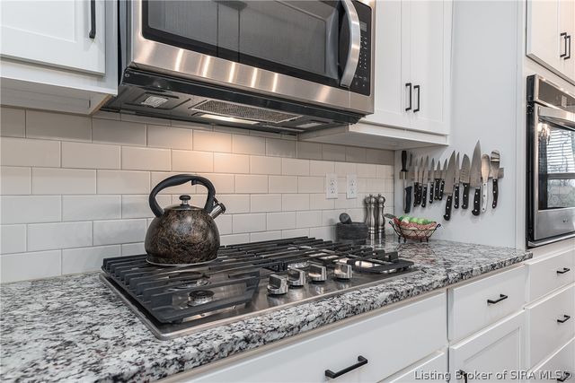 4179 Laverne Way, Jeffersonville, IN 47130