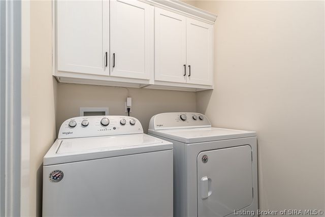 4179 Laverne Way, Jeffersonville, IN 47130