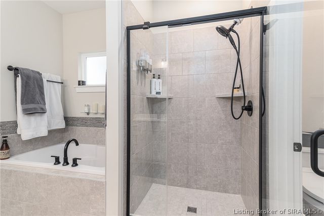 4179 Laverne Way, Jeffersonville, IN 47130