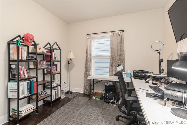 4179 Laverne Way, Jeffersonville, IN 47130