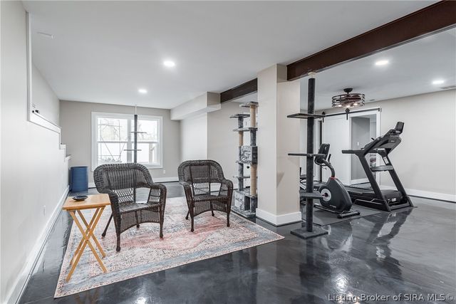 4179 Laverne Way, Jeffersonville, IN 47130