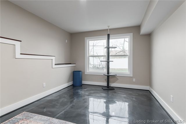 4179 Laverne Way, Jeffersonville, IN 47130