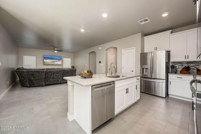 2625 Goldfinch Place, Las Cruces, NM 88011