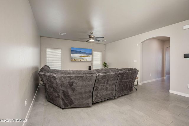 2625 Goldfinch Place, Las Cruces, NM 88011