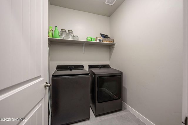 2625 Goldfinch Place, Las Cruces, NM 88011