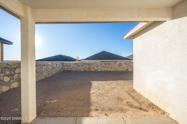 2625 Goldfinch Place, Las Cruces, NM 88011