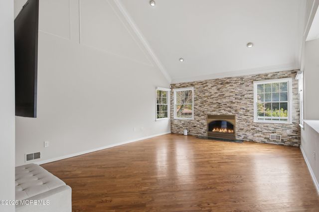 221 Verdant Court, Freehold, NJ 07728