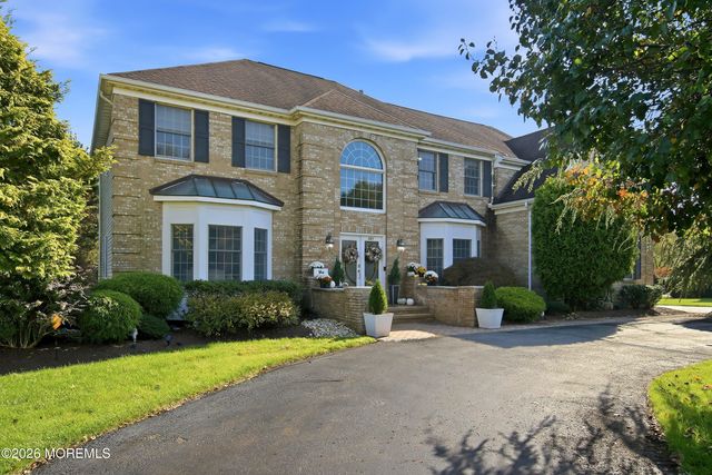 221 Verdant Court, Freehold, NJ 07728
