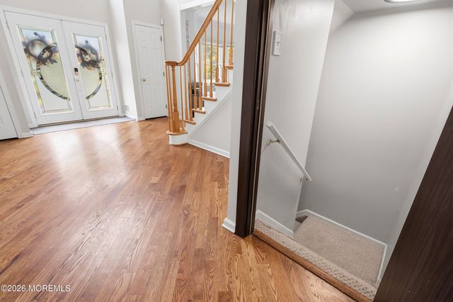 221 Verdant Court, Freehold, NJ 07728