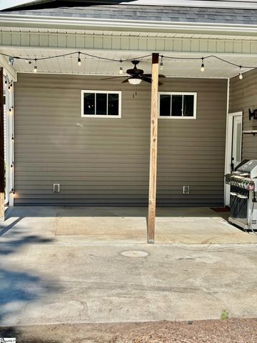 512 Trade Street, Greer, SC 29651