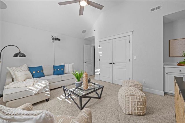 2960 Lynnhaven DR, Virginia Beach, VA 23451