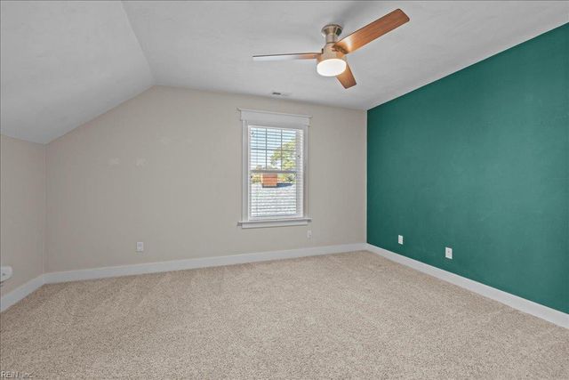 2960 Lynnhaven DR, Virginia Beach, VA 23451