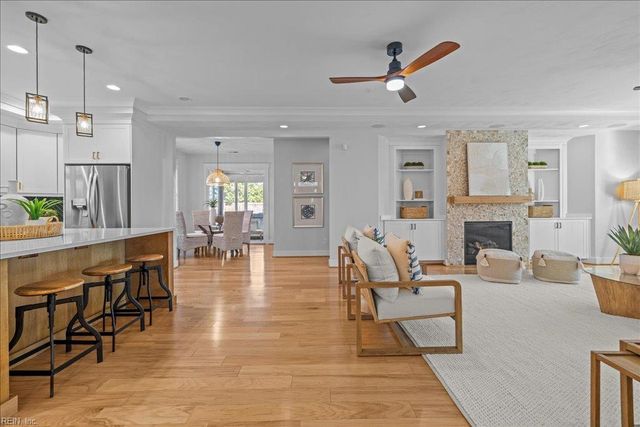 2960 Lynnhaven DR, Virginia Beach, VA 23451