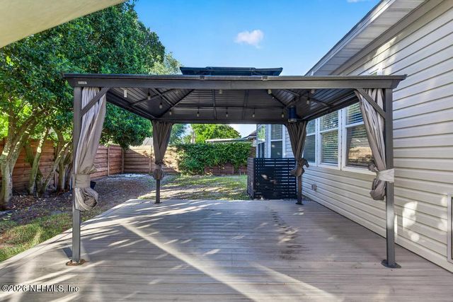 1209 BRIGHTON RIDGE Court, Jacksonville, FL 32218