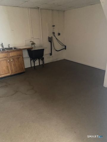 14 Westview Road, New Milford, CT 06776