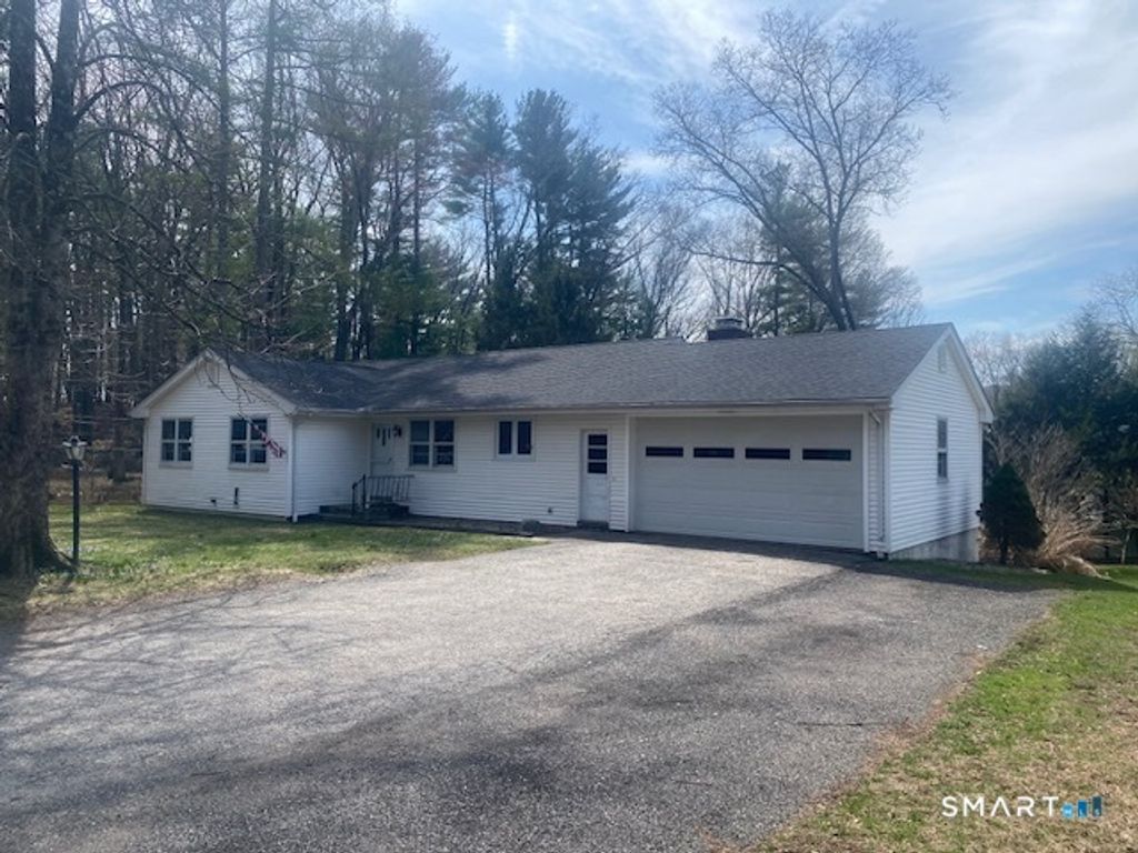 14 Westview Road, New Milford, CT 06776