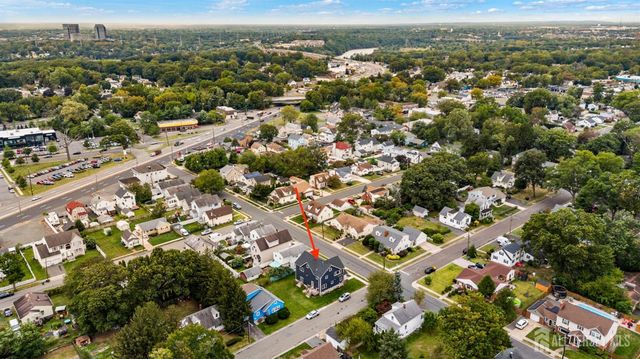 59 Oakland Avenue, Edison, NJ 08817