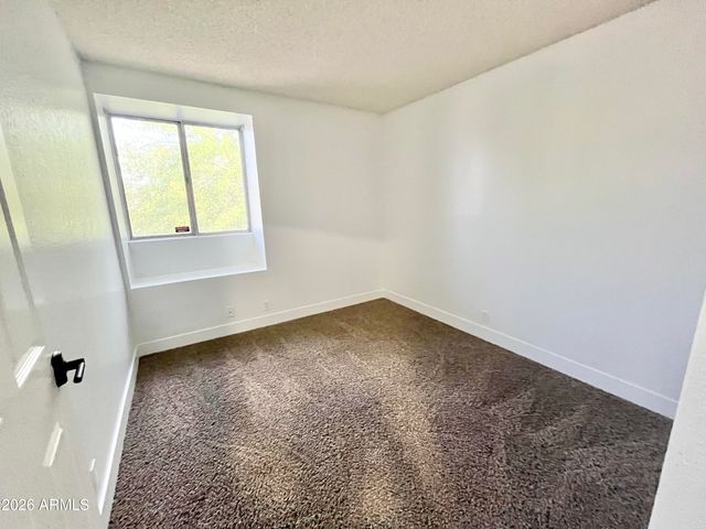 4047 W WHISPERING WIND Drive, Glendale, AZ 85310