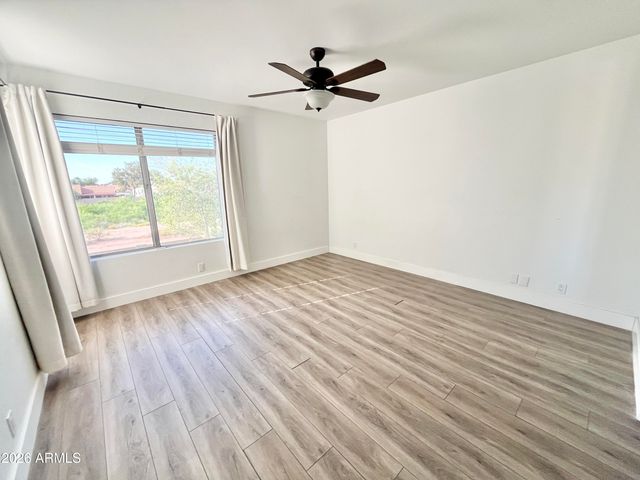 4047 W WHISPERING WIND Drive, Glendale, AZ 85310