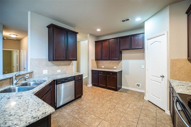 1913 Christopher Creek Drive, Little Elm, TX 75068