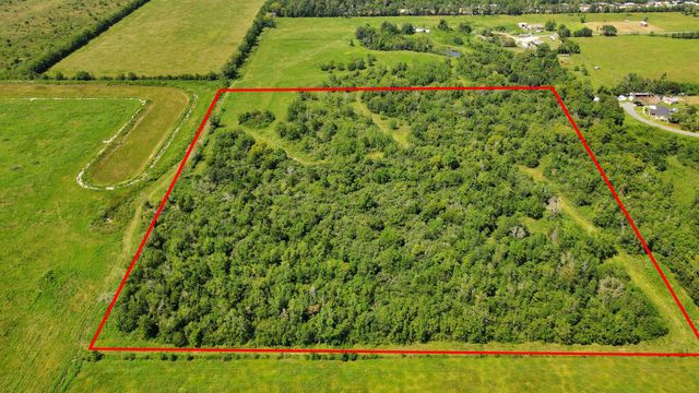 253 Ford Lane, Old River-winfree, TX 77523