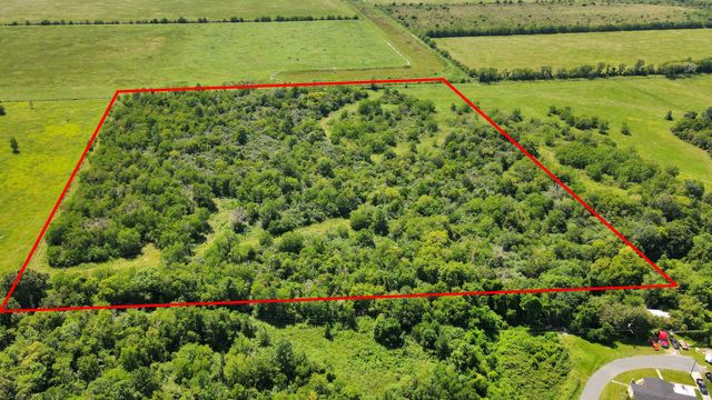 253 Ford Lane, Old River-winfree, TX 77523