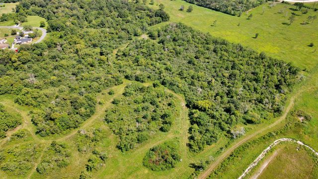 253 Ford Lane, Old River-winfree, TX 77523