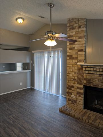 9908 Lone Eagle Drive, Fort Worth, TX 76108