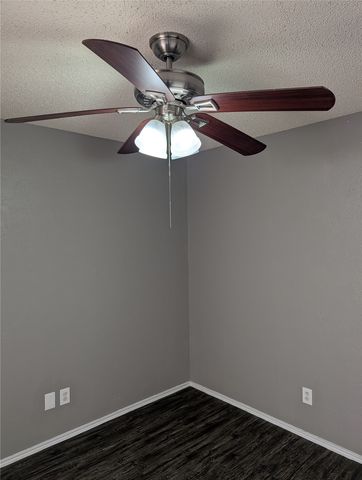 9908 Lone Eagle Drive, Fort Worth, TX 76108