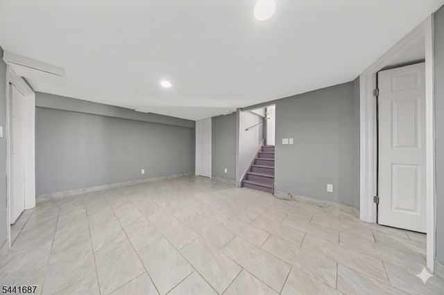1114 Magie Ave, Elizabeth City, NJ 07208