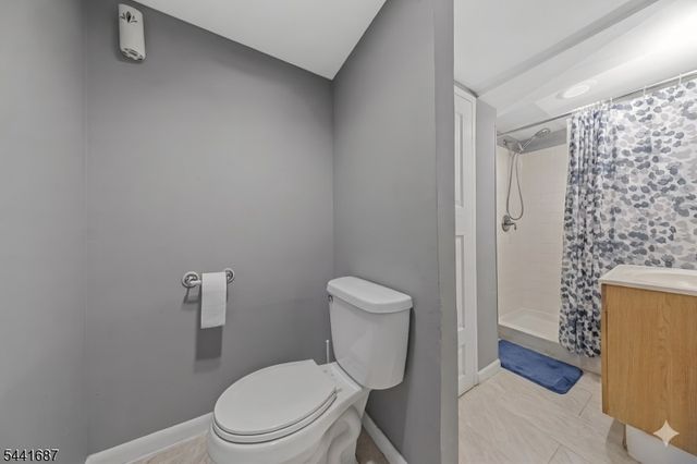 1114 Magie Ave, Elizabeth City, NJ 07208