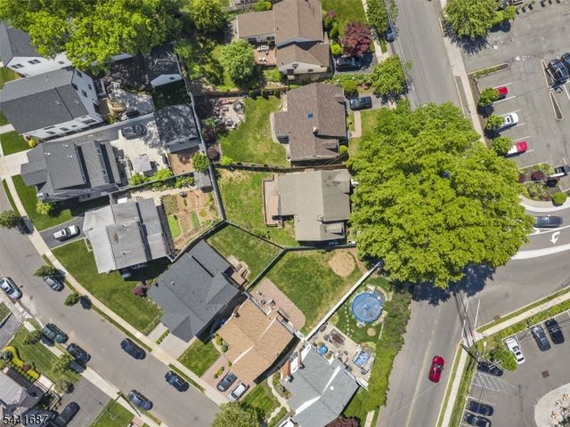 1114 Magie Ave, Elizabeth City, NJ 07208