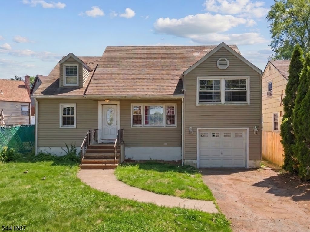 1114 Magie Ave, Elizabeth City, NJ 07208
