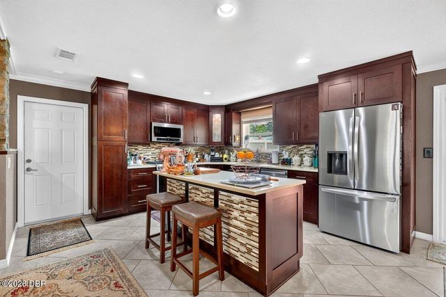 20 Twin River Drive, Ormond Beach, FL 32174