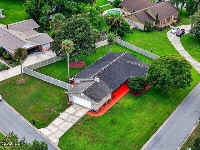 20 Twin River Drive, Ormond Beach, FL 32174