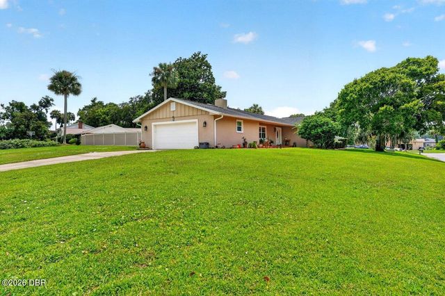 20 Twin River Drive, Ormond Beach, FL 32174