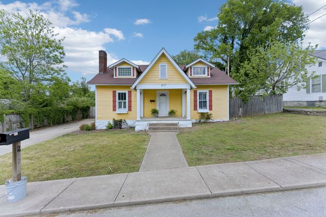 217 College Ave, E, Carthage, TN 37030