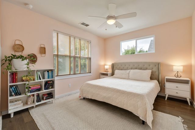 6542 E Lovers Lane, Dallas, TX 75214