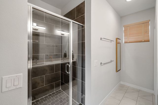6542 E Lovers Lane, Dallas, TX 75214