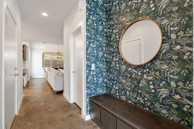 6542 E Lovers Lane, Dallas, TX 75214