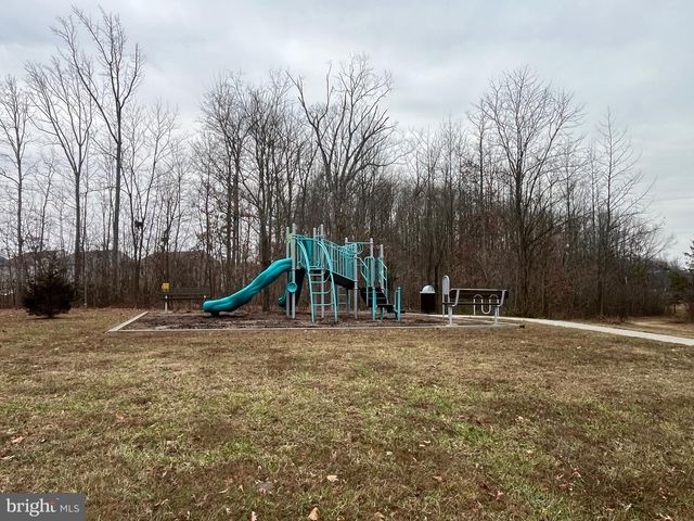 70 HONEYLOCUST CIR, Elkton, MD 21921