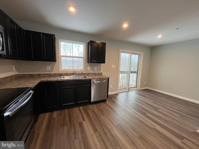 70 HONEYLOCUST CIR, Elkton, MD 21921