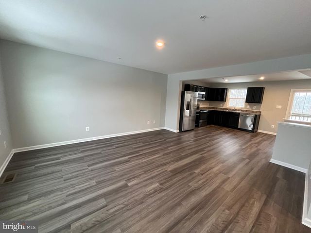 70 HONEYLOCUST CIR, Elkton, MD 21921