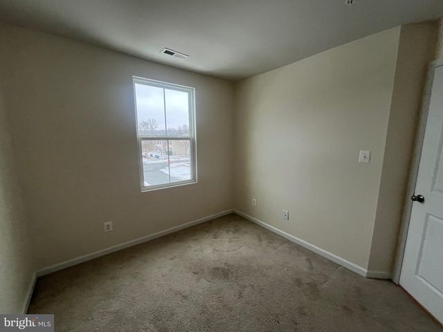 70 HONEYLOCUST CIR, Elkton, MD 21921